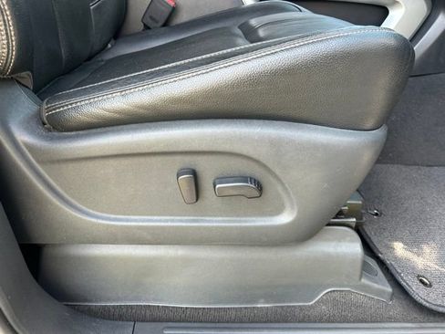 Used 2017 Nissan Titan SL AWD/4WD image 44