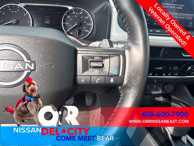 Used 2025 Nissan Rogue SV FWD image 19