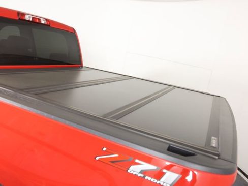 Used 2018 Chevrolet Silverado 1500 LT w/ Texas Edition image 3