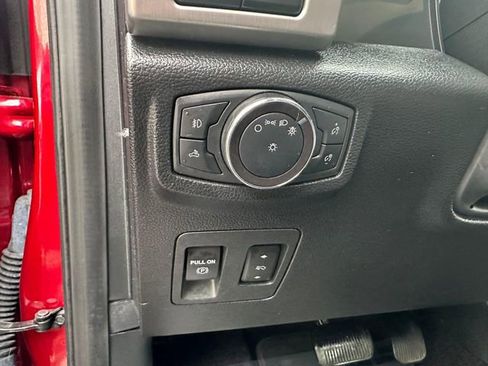 Used 2019 Ford F150 Platinum w/ Equipment Group 701A Luxury image 11