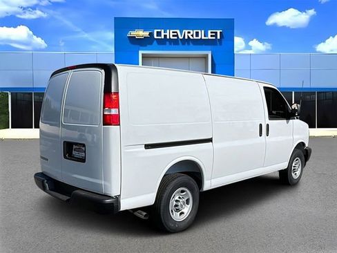 New 2026 Chevrolet Express 2500 w/ Driver Convenience Package image 3
