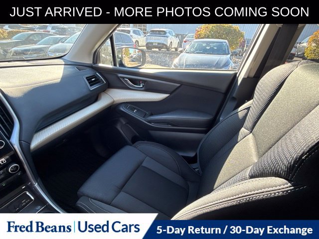 Used 2022 Subaru Ascent Premium w/ Convenience Package AWD/4WD image 17