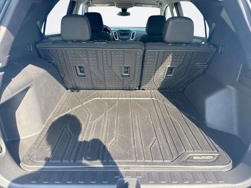 Used 2024 Chevrolet Equinox LT w/ LPO, Floor Liner Package FWD image 24