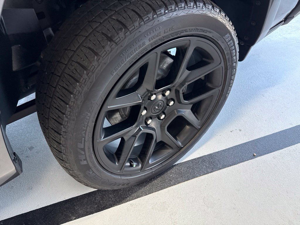Used 2022 RAM 1500 Laramie AWD/4WD image 14
