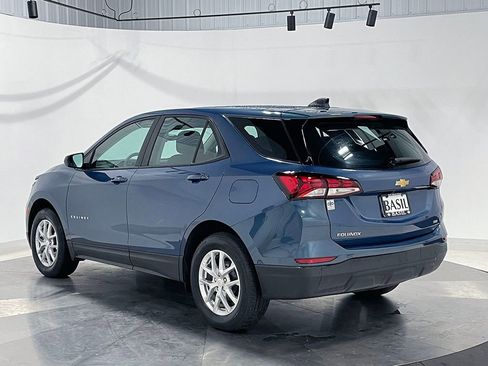 Used 2024 Chevrolet Equinox LS AWD/4WD image 13