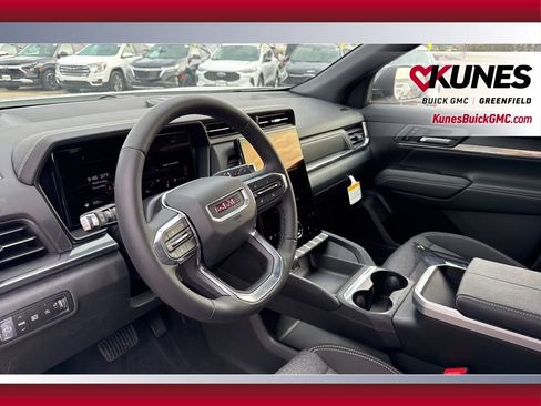 New 2026 GMC Terrain Elevation w/ LPO, Floor Liner Package image 18