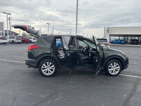 Used 2013 Toyota RAV4 Limited AWD/4WD image 17