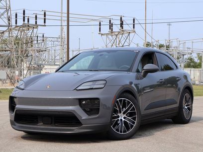 New 2025 Porsche Macan 4 Electric