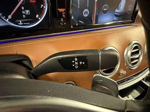 Used 2017 Mercedes-Benz S 550 Cabriolet image 28