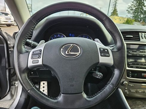 Used 2011 Lexus IS 250 w/ Premium Pkg Value Edition image 17