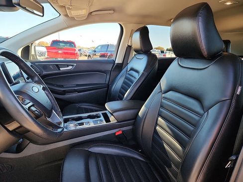 Used 2024 Ford Edge SEL image 7