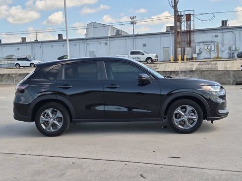 Used 2026 Honda HR-V LX image 7