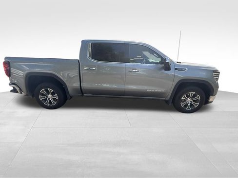 Used 2025 GMC Sierra 1500 SLT RWD image 9