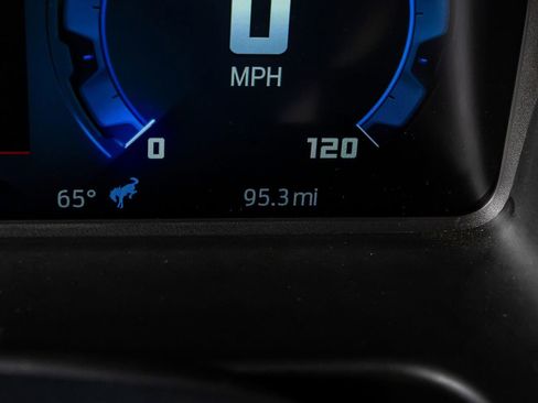 Used 2025 Ford Bronco Outer Banks image 20