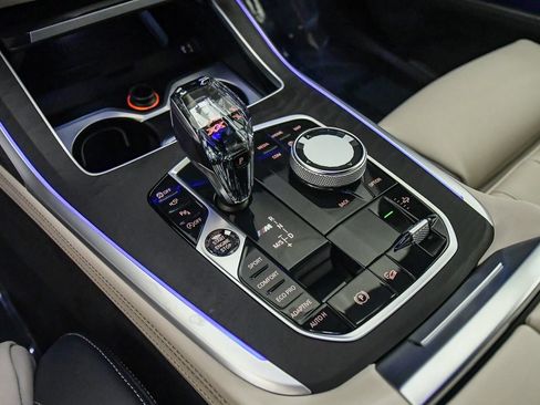 Used 2021 BMW X7 M50i w/ Executive Package AWD/4WD image 25