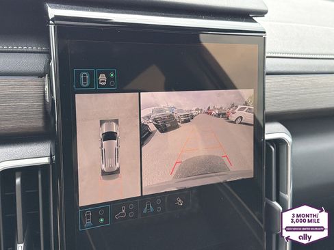 Used 2025 GMC Acadia Denali w/ Super Cruise Package AWD/4WD image 22