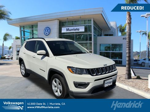 Used 2021 Jeep Compass Latitude FWD image 1