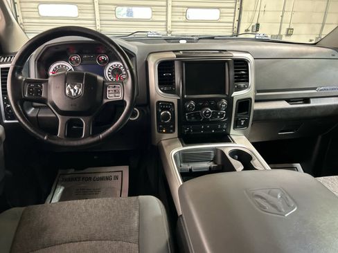 Used 2016 RAM 1500 Big Horn AWD/4WD image 4