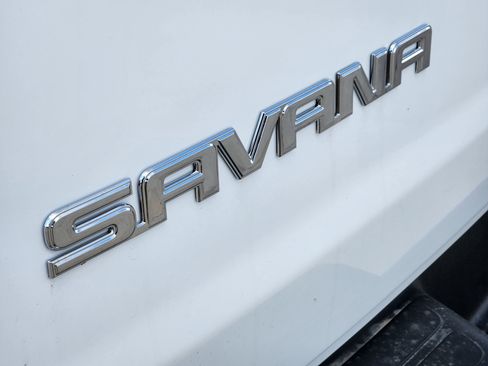 New 2025 GMC Savana 2500 Extended w/ Driver Convenience Package image 7