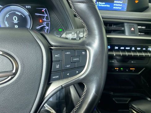 Used 2019 Lexus UX 250h image 13