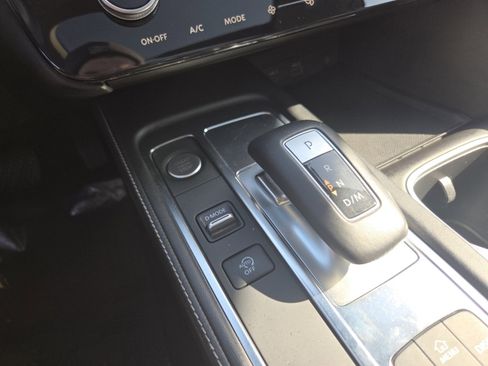 Used 2023 INFINITI QX60 Pure image 31