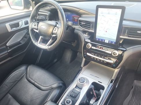 Used 2024 Ford Explorer ST w/ Technology Package AWD/4WD image 10