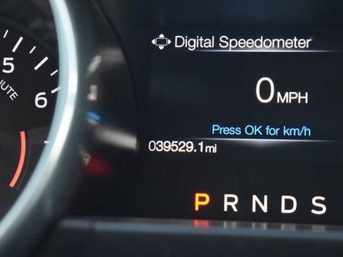 Used 2019 Ford Mustang Premium RWD image 15