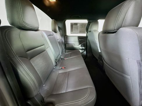 Used 2023 Nissan Frontier SV w/ Midnight Edition Package RWD image 11