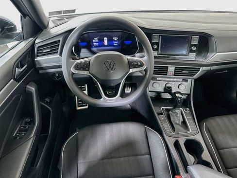 Certified 2023 Volkswagen Jetta Sport FWD image 21