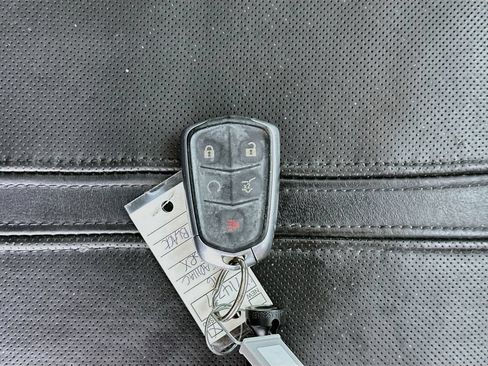 Used 2016 Cadillac SRX Luxury w/ Driver Awareness Package FWD image 33