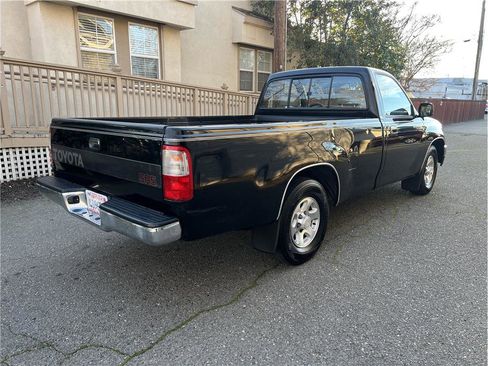 Used 1993 Toyota T100 SR5 image 4