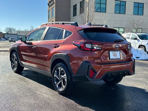 Certified 2025 Subaru Crosstrek 2.0i Premium image 2