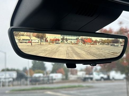 Used 2025 GMC Sierra EV Denali image 24