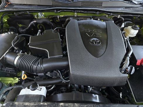 Certified 2023 Toyota Tacoma TRD Sport image 27