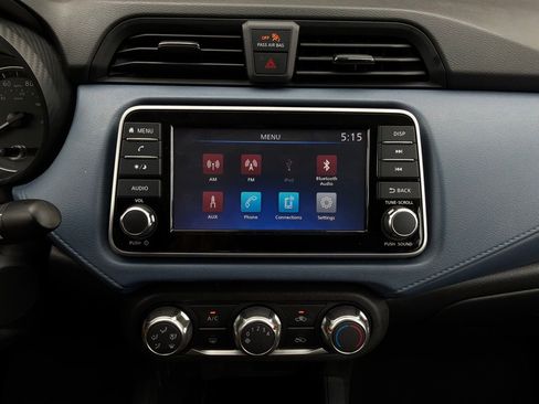 Used 2025 Nissan Versa SV FWD image 24