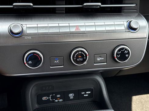 New 2026 Hyundai Kona SE FWD image 24