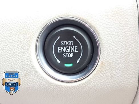 New 2026 GMC Acadia Denali w/ Super Cruise Package FWD image 30