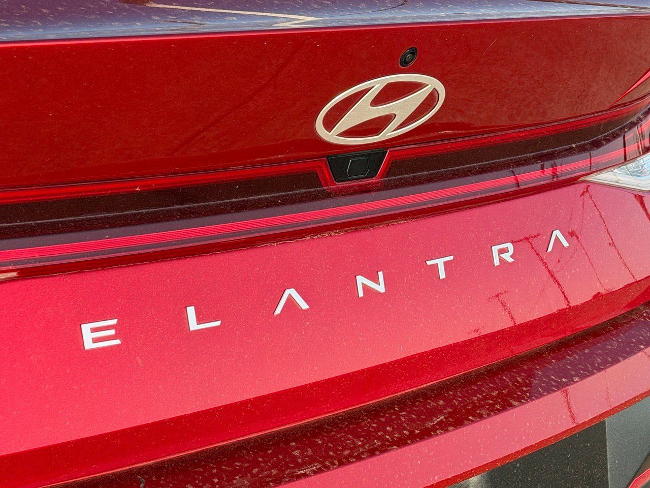 Used 2025 Hyundai Elantra SEL FWD image 7