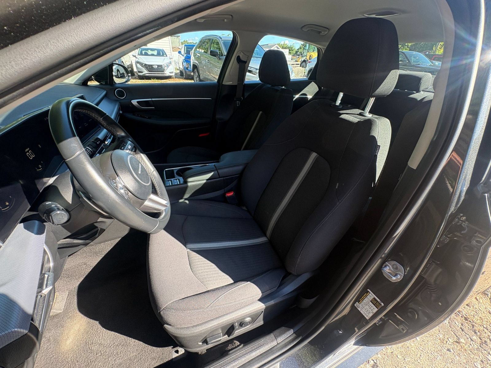 Used 2025 Hyundai Sonata SEL FWD image 32