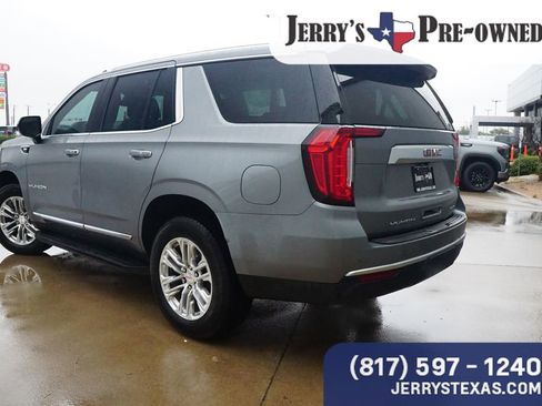 Used 2022 GMC Yukon SLT image 2