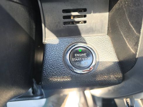Used 2015 Ford F150 Lariat w/ Equipment Group 502A Luxury AWD/4WD image 65
