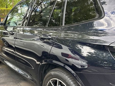 Used 2023 BMW X3 xDrive30i w/ M Sport Package image 10