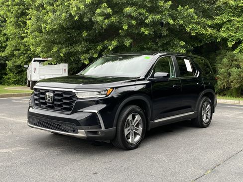 Used 2023 Honda Pilot EX-L image 5