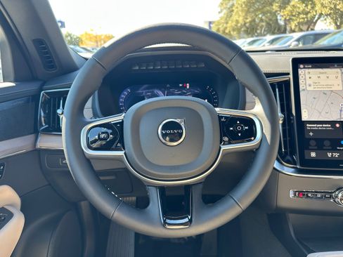 New 2026 Volvo XC90 B6 Plus w/ Protection Package Premier AWD/4WD image 16
