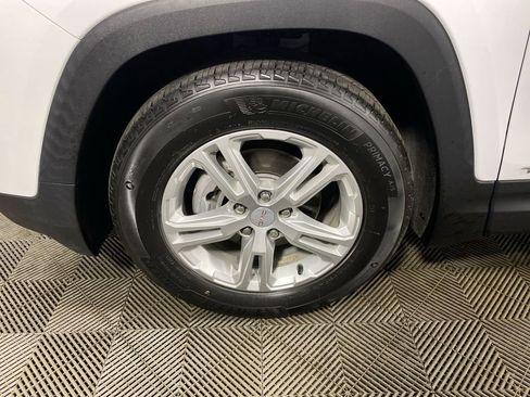 Certified 2023 GMC Terrain SLE w/ Driver Convenience Package image 10