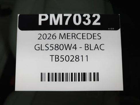 Used 2026 Mercedes-Benz GLS 580 4MATIC w/ Night Package image 41