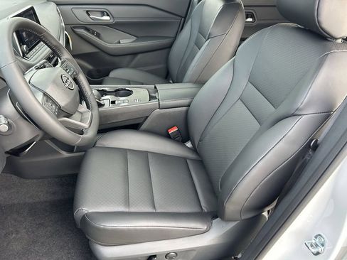 New 2026 Nissan Rogue SV image 16