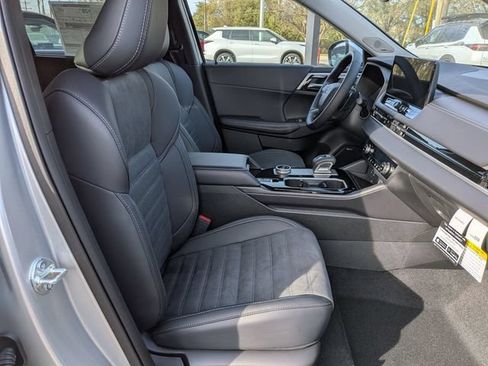 New 2026 Mitsubishi Outlander SE FWD image 33