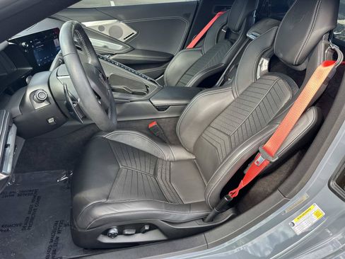 Used 2024 Chevrolet Corvette Stingray Preferred Cpe w/ Battery Protection Package RWD image 11