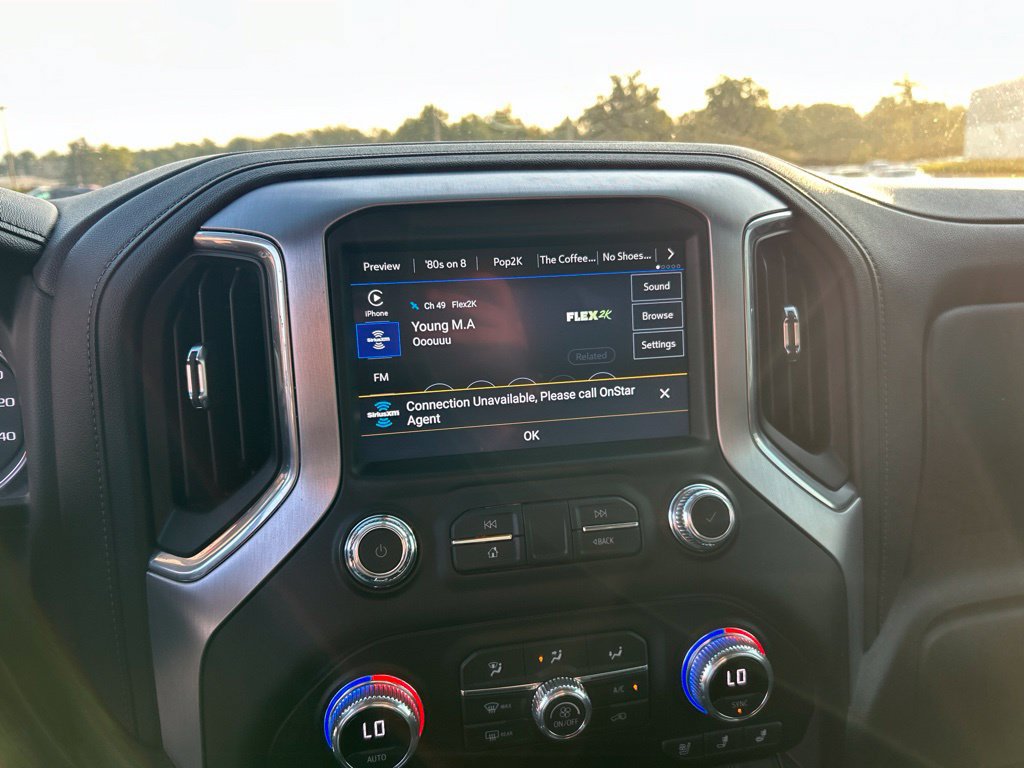 Used 2021 GMC Sierra 2500 SLT w/ SLT Premium Package AWD/4WD image 7